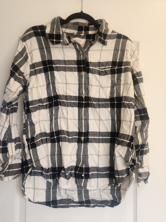 American Eagle Outfitters Tops - American Eagle Outfitters Black and White Plaid Button-Down Shirt M Euc